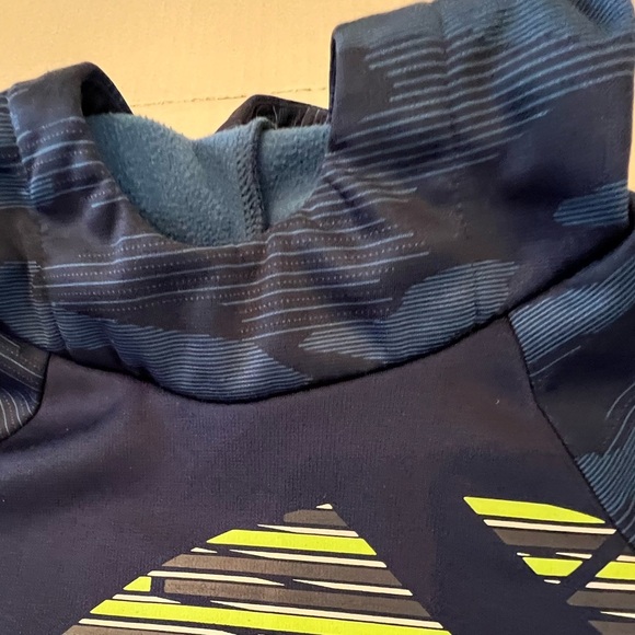 TEK GEAR. WARM TEX NAVY BLUE WITH ROYAL BLUE LIME GREEN GRAY WHITE ACCENTS.   8 - Picture 6 of 9